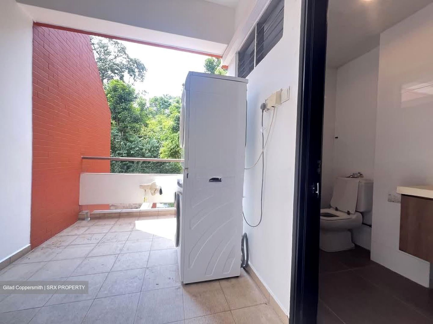 Watten Estate Condominium (D11), Condominium #558251431